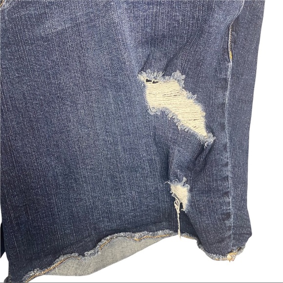 Torrid High Rise Distressed Stretch Denim Midi Shorts 26 - Picture 5 of 9